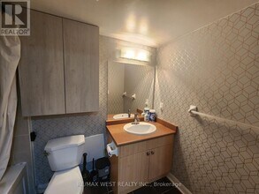 600 Fleet St in Toronto, ON - Building Photo - Building Photo