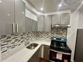 2152 E 27th St in Brooklyn, NY - Building Photo - Building Photo