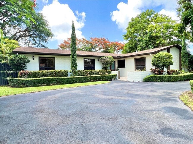 property at 7704 SW 139th Ct