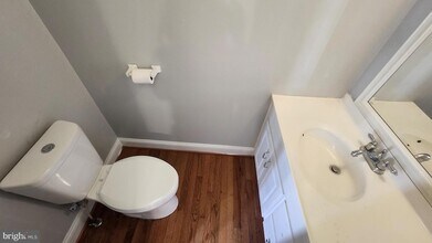6044 St Moritz Dr in Temple Hills, MD - Building Photo - Building Photo