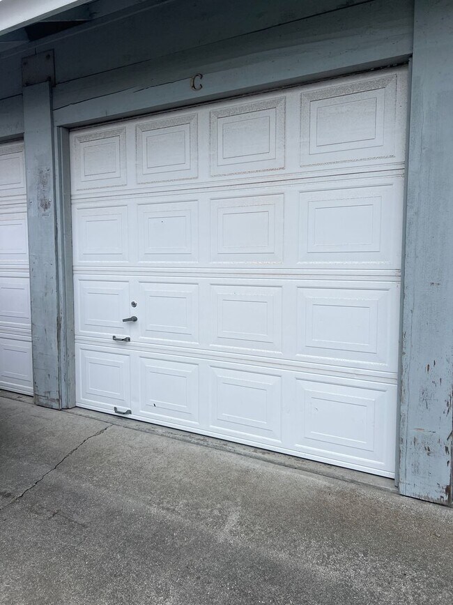 820 A St-Unit -C in Eureka, CA - Building Photo - Building Photo