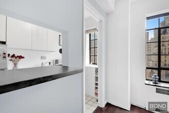 10 Park Ave in New York, NY - Building Photo - Building Photo