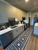 315 N May St in Chicago, IL - Building Photo