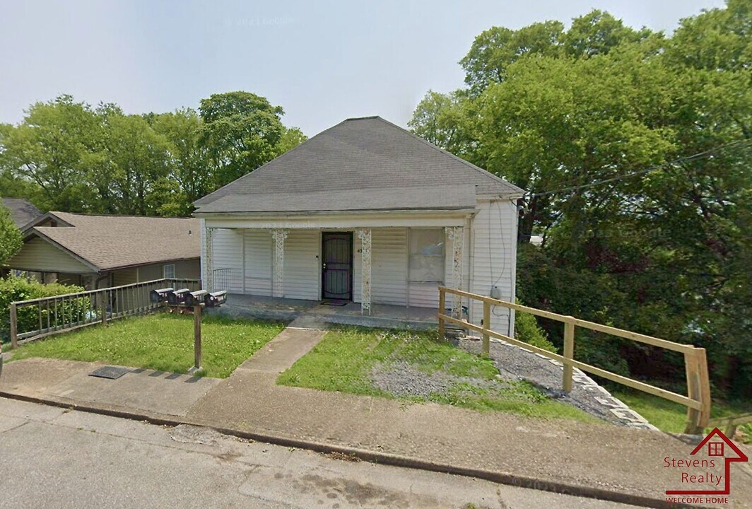 4324 Grand Ave in Chattanooga, TN - Foto de edificio