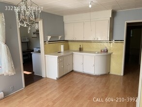 3321-3200 200 St in Langley, BC - Building Photo - Building Photo