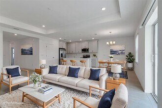 10008 Last Lgt Gln in Parrish, FL - Building Photo - Building Photo