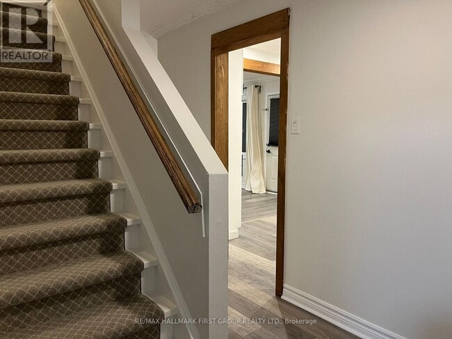 1010 Glen St in Oshawa, ON - Building Photo - Building Photo