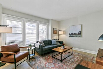 1073 N Downing St in Denver, CO - Foto de edificio - Building Photo