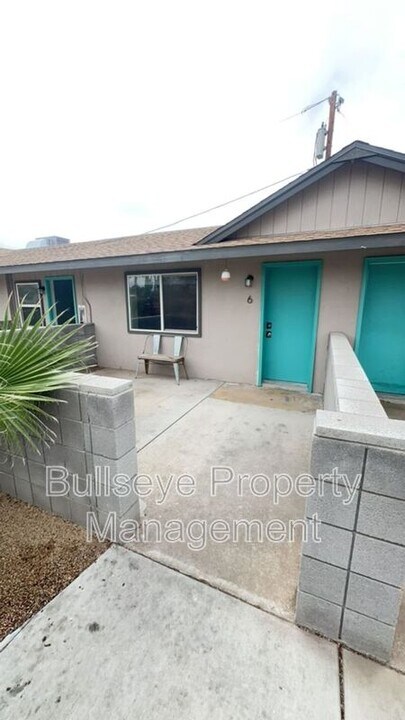 840 E Turney Ave in Phoenix, AZ - Building Photo