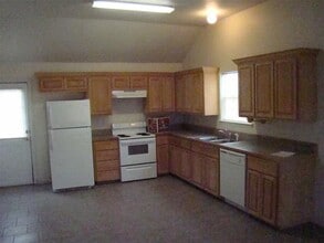 202 Blue Bell Ct in Weatherford, TX - Building Photo - Building Photo