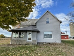 7094 N 550 E in Rochester, IN - Building Photo - Building Photo