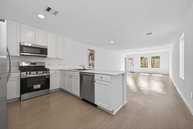 property at 6274 Alder Crk Dr