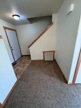 378 Adeline Dr in Stanley, ND - Building Photo - Building Photo