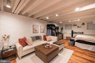 1728 Spruce St in Philadelphia, PA - Building Photo - Building Photo