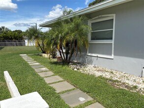 4710 Shale Pl in Tampa, FL - Building Photo - Building Photo