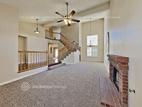 914 Sparrow Ct in Henderson, NV - Building Photo - Building Photo
