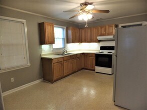 214 Edgewood Dr in North Augusta, SC - Foto de edificio - Building Photo