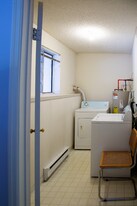 925 Oronoke Rd in Waterbury, CT - Building Photo