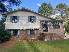 1743 6th St NW in Center Point, AL - Building Photo
