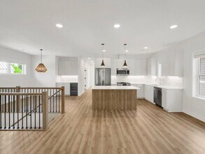 5337 Drew Ave S in Minneapolis, MN - Building Photo - Building Photo