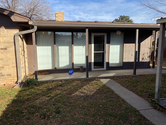 5403 45th St in Lubbock, TX - Building Photo - Building Photo