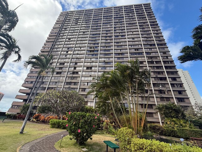 1255 Nuuanu Ave