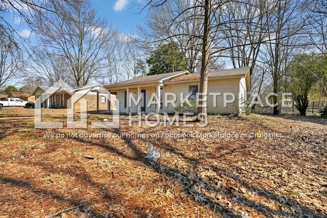 5826 Laurie Dr in Horn Lake, MS - Building Photo - Building Photo