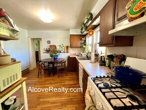 21 Sartwell Ave, Unit 3 in Somerville, MA - Building Photo - Building Photo