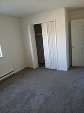 9041 Cedar Lake Rd in Pinckney, MI - Building Photo - Building Photo