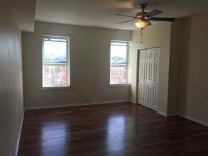 424 E North Ave-Unit -3 in Baltimore, MD - Building Photo - Building Photo