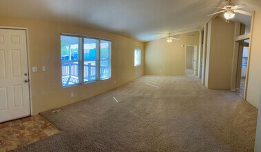 33049 Bird Rd in Tracy, CA - Building Photo - Building Photo