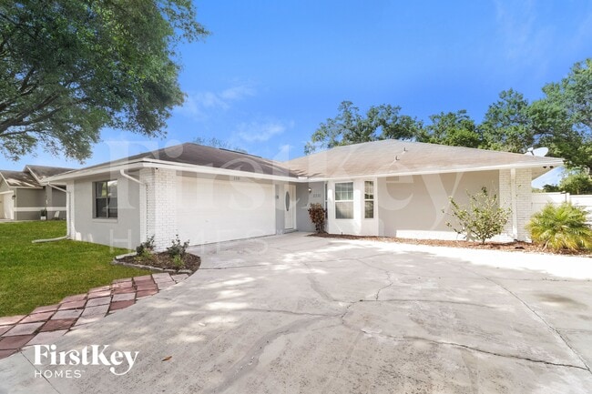 2330 Eastmeadows Ct in Lakeland, FL - Building Photo - Building Photo