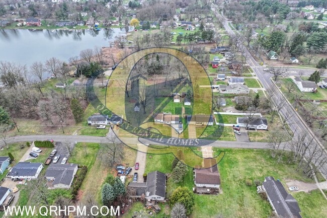 921 Byram Lake Dr in Linden, MI - Building Photo - Building Photo
