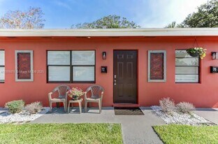 72 NE 5th St in Deerfield Beach, FL - Building Photo