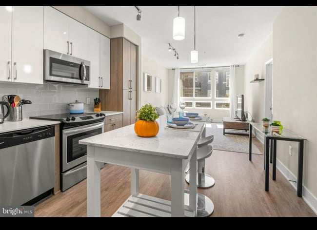property at 145 Riverhaven Dr