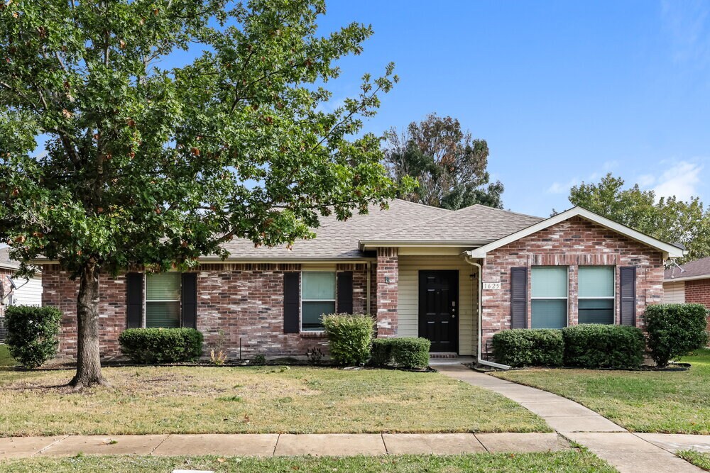 1625 Creekridge Ct in Rockwall, TX - Building Photo