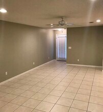 104 Andalusia Rd in Mary Esther, FL - Foto de edificio - Building Photo