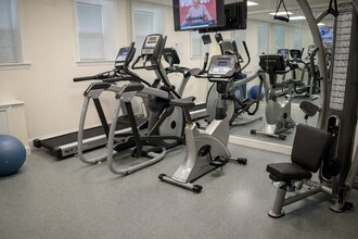 7 Chauncy St, Unit 17 in Cambridge, MA - Foto de edificio - Building Photo