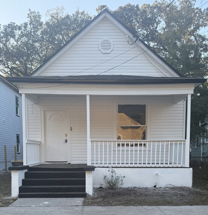 1030 E 13th St in Jacksonville, FL - Building Photo