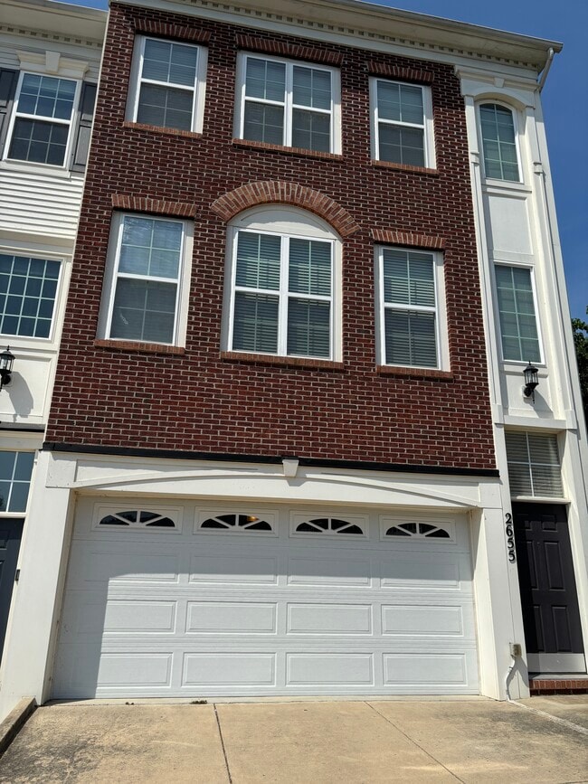 property at 2655 Glenriver Way