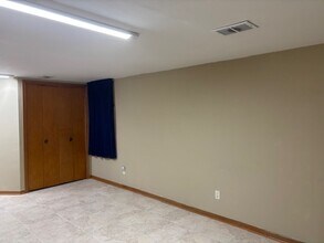 2235 Quebec Ave S in Minneapolis, MN - Building Photo - Building Photo