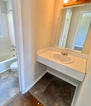 1632 Greencrest Ave, Unit 1634 in East Lansing, MI - Building Photo - Building Photo