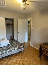 2044 Arrowsmith Dr in Ottawa, ON - Building Photo - Building Photo