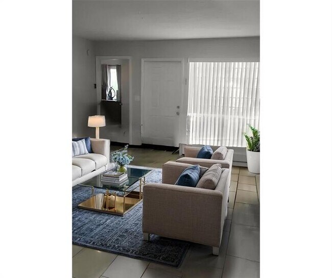 3720 NW 115th Way-Unit -3724 in Coral Springs, FL - Building Photo - Building Photo