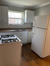1125 North and South Rd, Unit 1125 in University City, MO - Building Photo - Building Photo