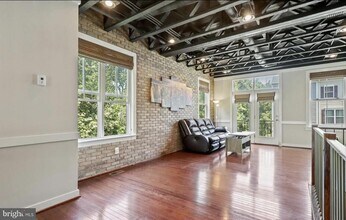 109 Bellingham Dr in Stafford, VA - Building Photo - Building Photo