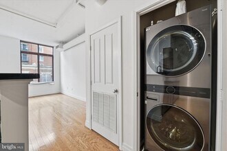 1205 N Garfield St in Arlington, VA - Building Photo - Building Photo