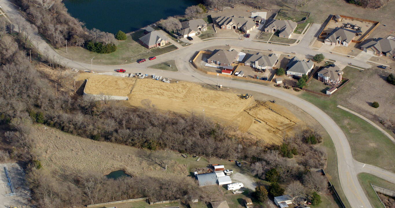 3926 Quarry Park Dr in Bartlesville, OK - Building Photo