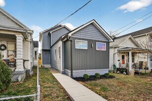 914 Ash St in Louisville, KY - Building Photo