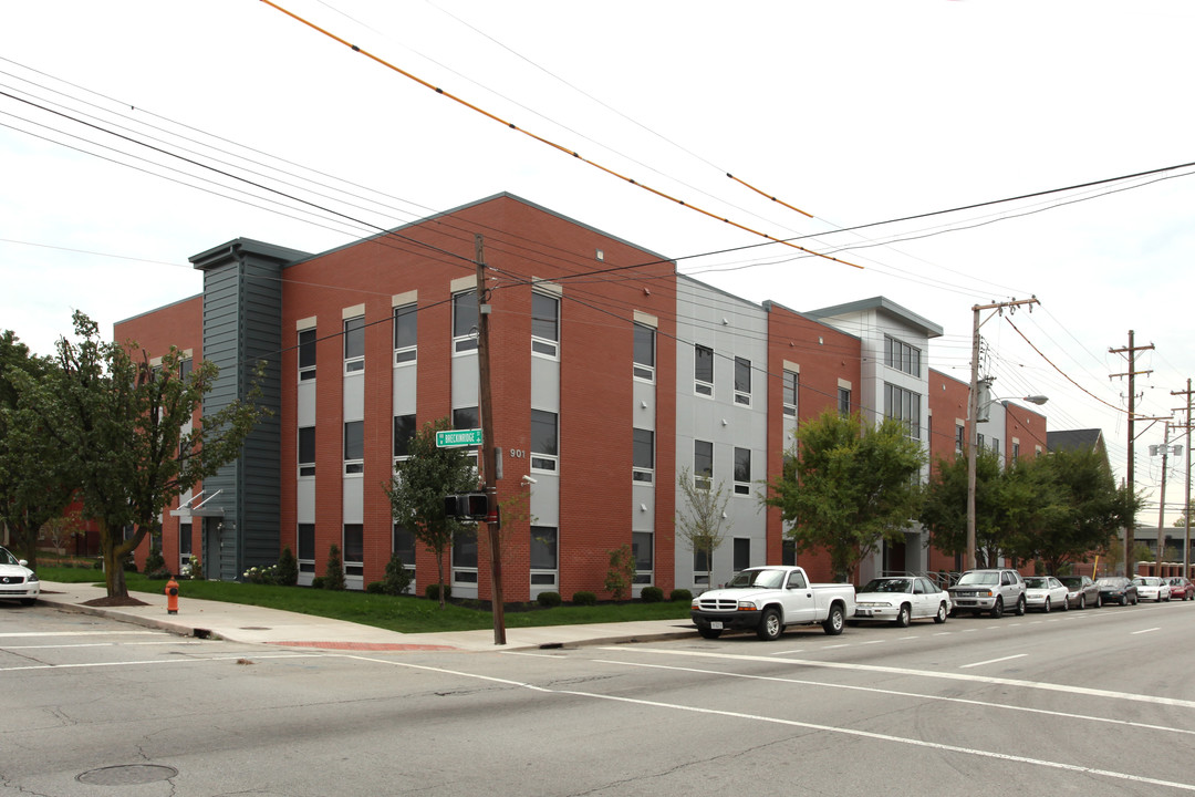 Spalding Suites in Louisville, KY - Building Photo